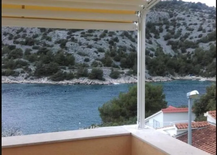 Zara Apartman Razanj